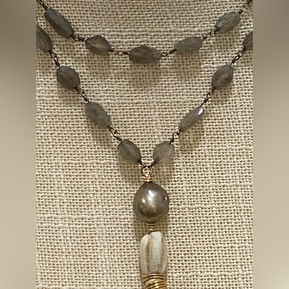 Labradorite & Tahitian Pearl Tassel Necklace - Picture 5 of 7